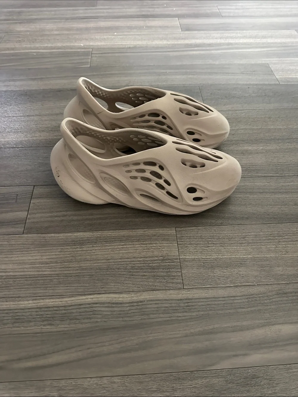 adidas Men's Yeezy Foam Rnr Slip On Casual Sandals